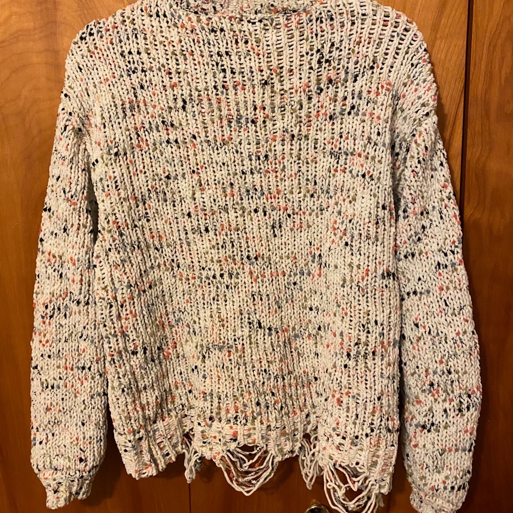 Distressed Rue21 Sweater - Picture 4 of 4